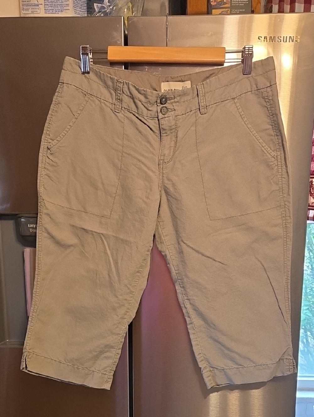 Old Navy, Womens Khaki Bermuda Shorts, Size 10